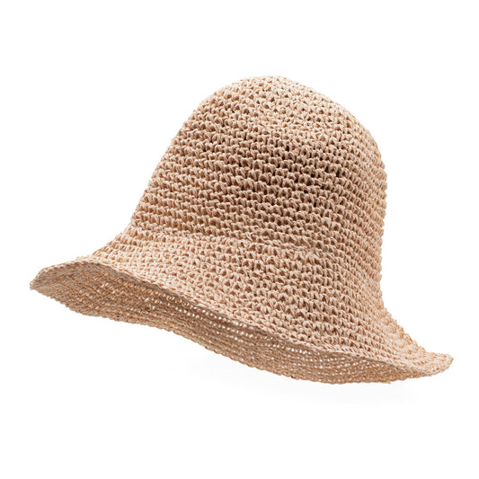 Sombrero de paja trenzada en color beige, estilo playero y ligero, ideal para verano.