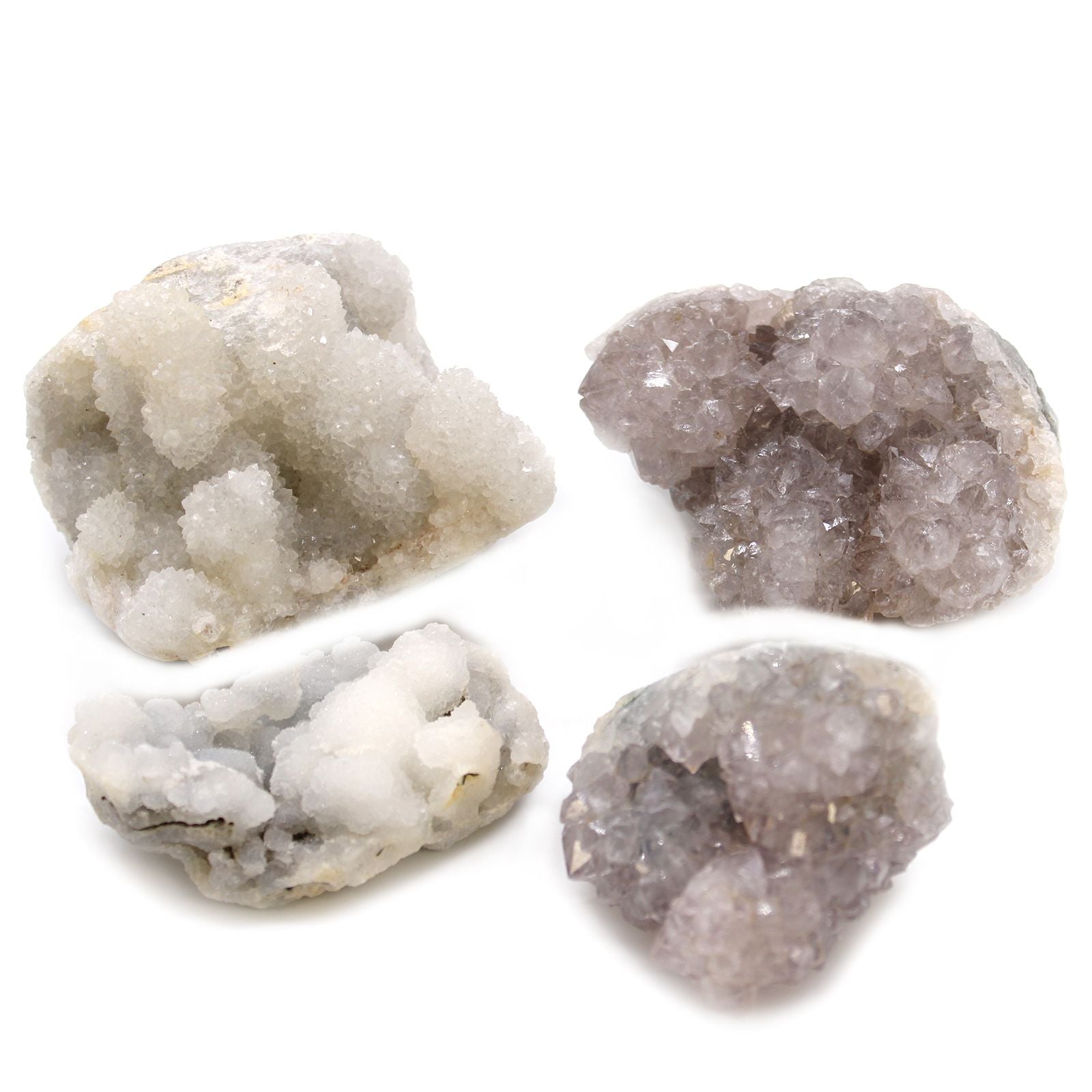 Cristales de cuarzo gris y púrpura, brillantes, en cuatro formas naturales y texturas, ideales para decoración o colección.