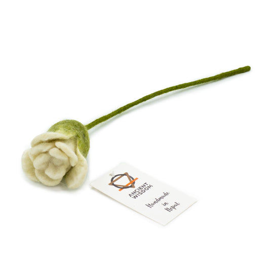 Flores de fieltro - Rosas blancas