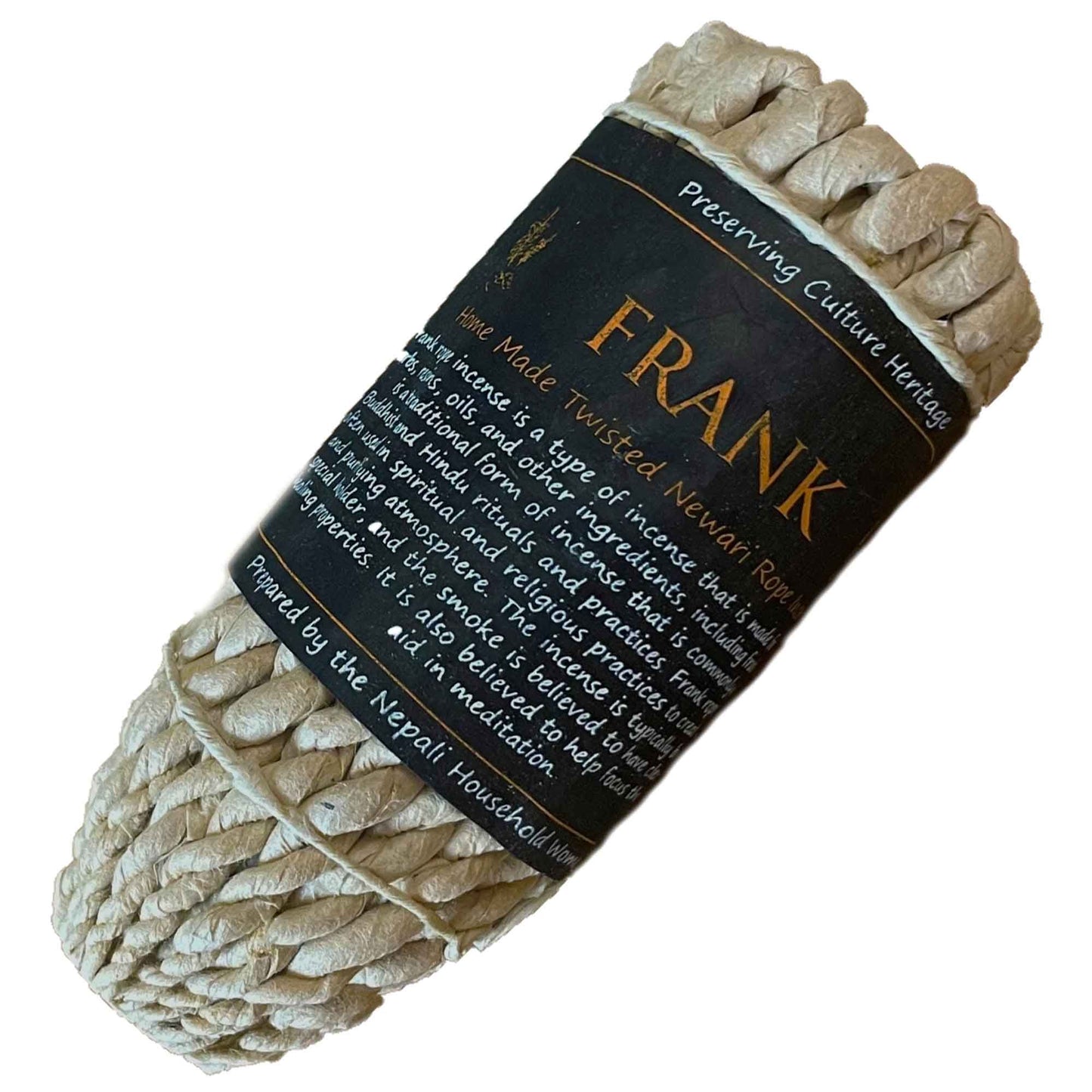 Cuerda trenzada de yute claro con etiqueta negra, artesanal, ideal para decoración o proyectos de manualidades.