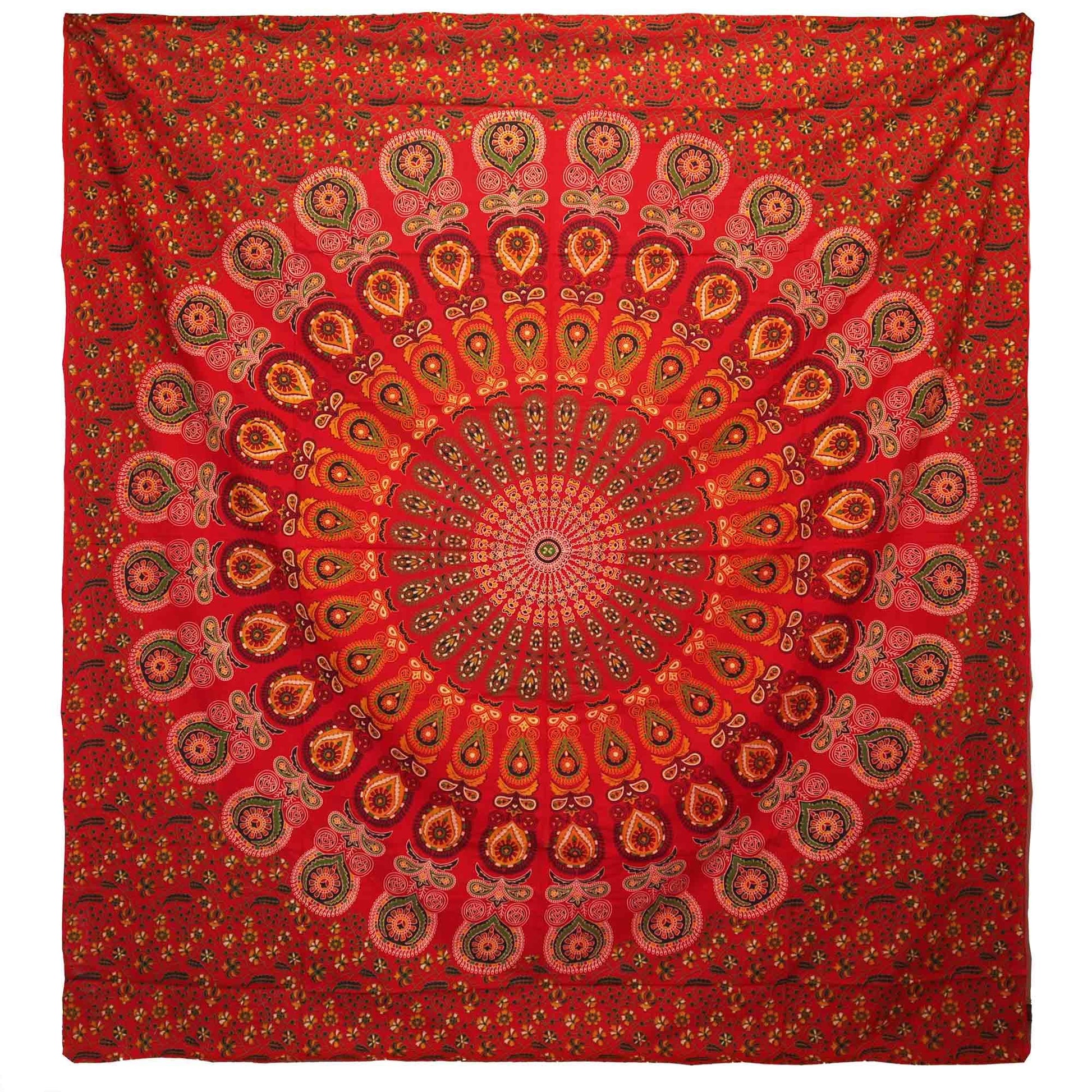 Manta mandala roja con patrones florales, tejido suave y colores vibrantes, ideal para decoración bohemia.