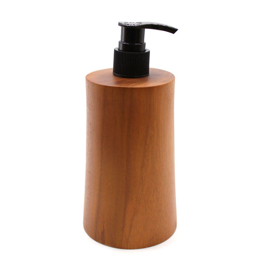 Dispensador cilíndrico de madera natural con veta visible y dosificador de jabón líquido color negro.