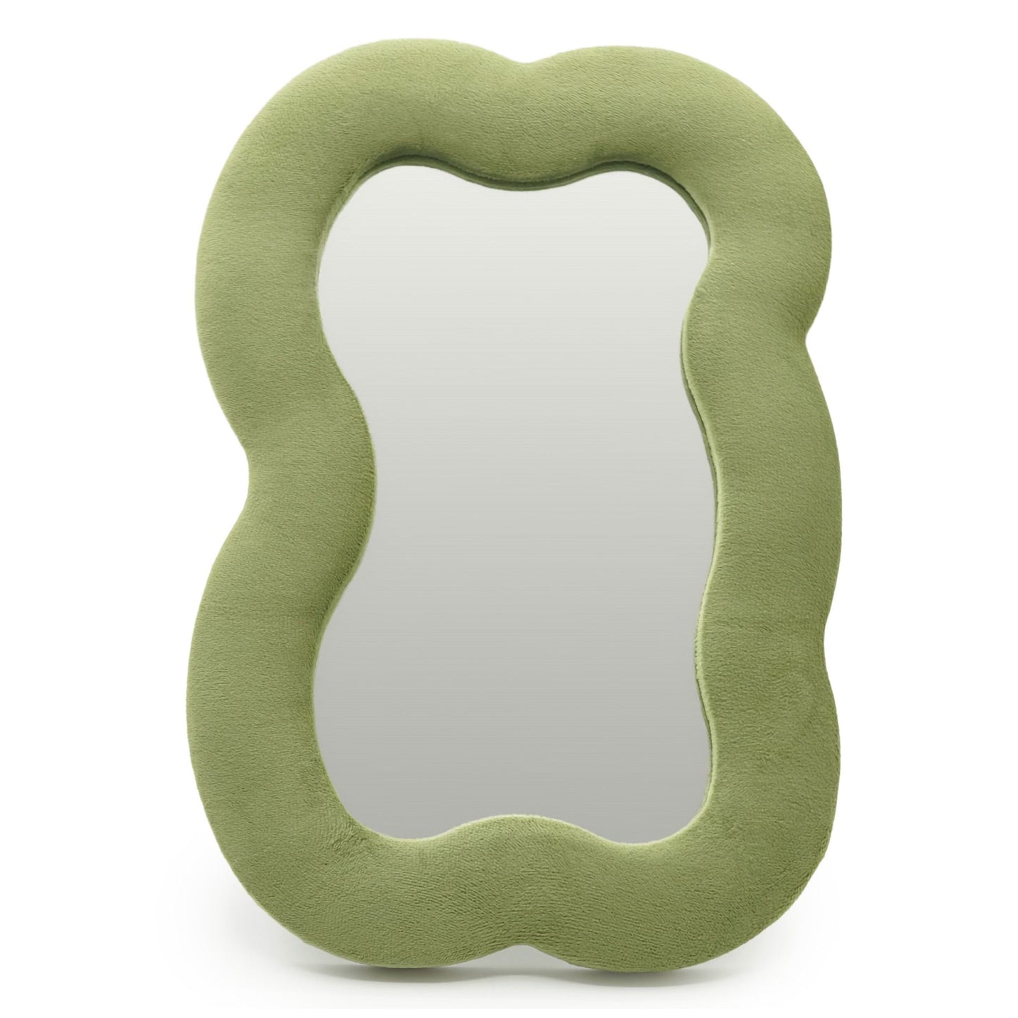 Espejo verde oliva de forma orgánica, con marco de terciopelo suave y acabado moderno. Ideal para decoración interior.