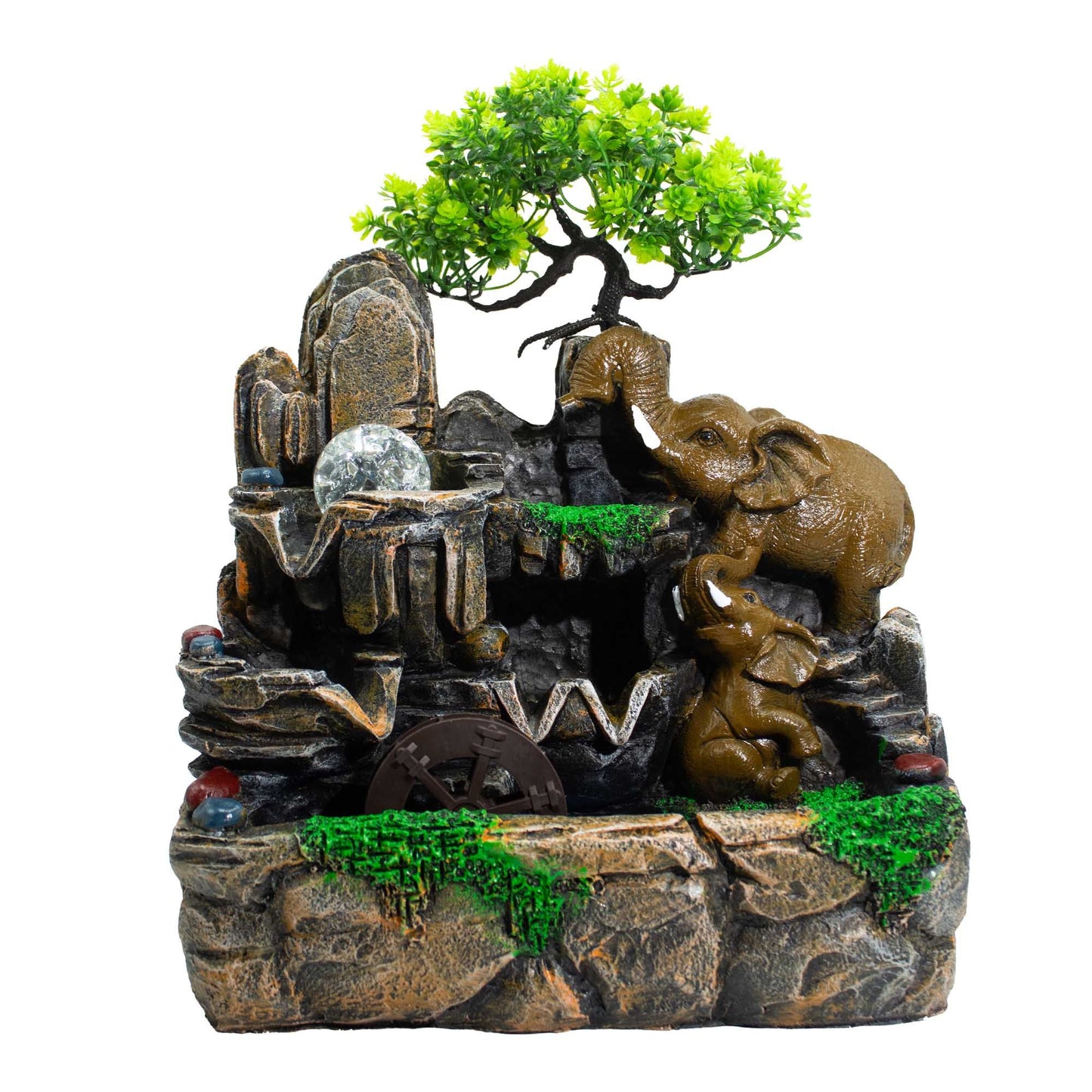 Fuente decorativa de resina en tonos marrones y verdes, con elefantes y un árbol, estilo rústico y zen.
