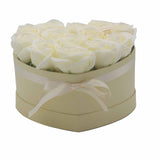 Caja de Regalo - Flor de Jabón  13 Rosas Crema - corazon