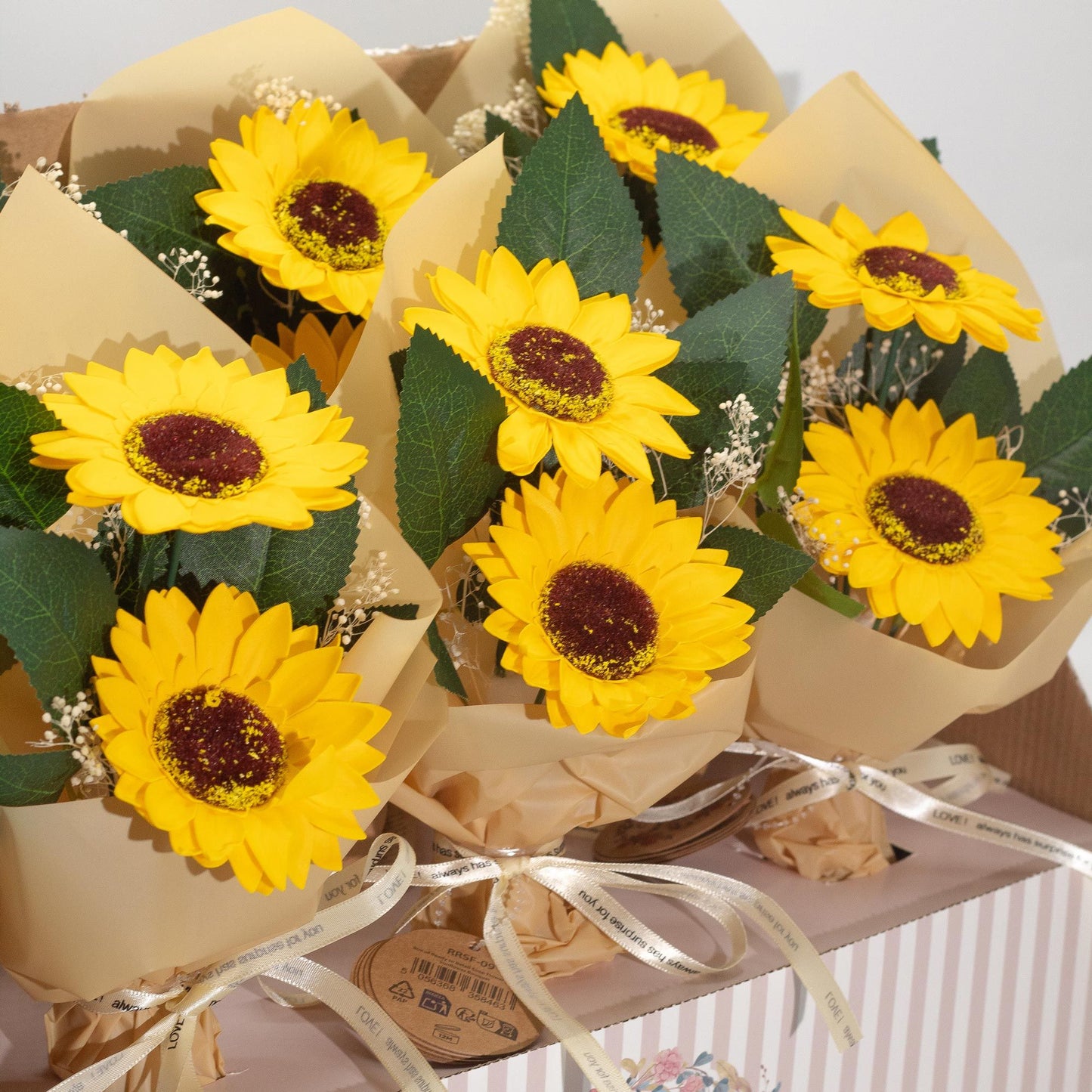 Flor de jabón - Ramo de dos girasoles