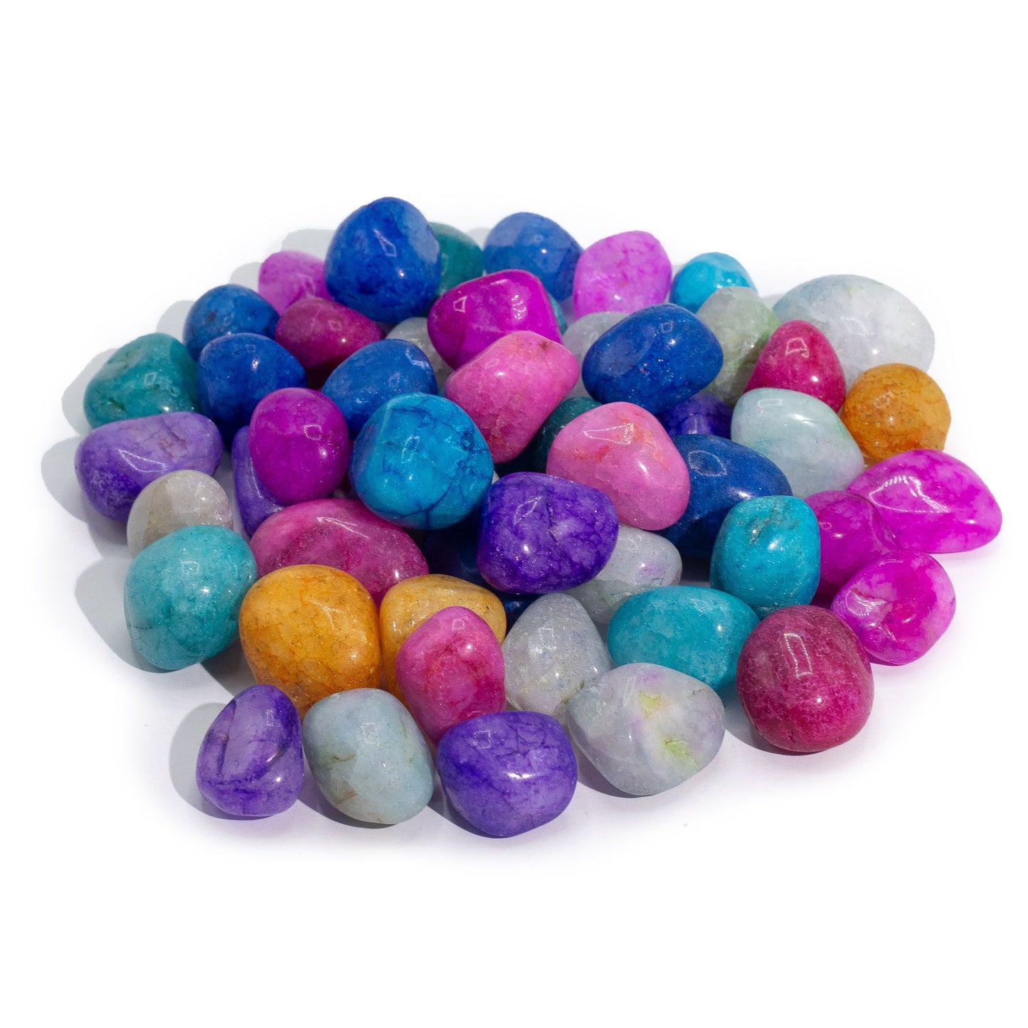 Piedras naturales de colores vibrantes: morado, azul, rosa y ámbar, ideales para decoración o manualidades.
