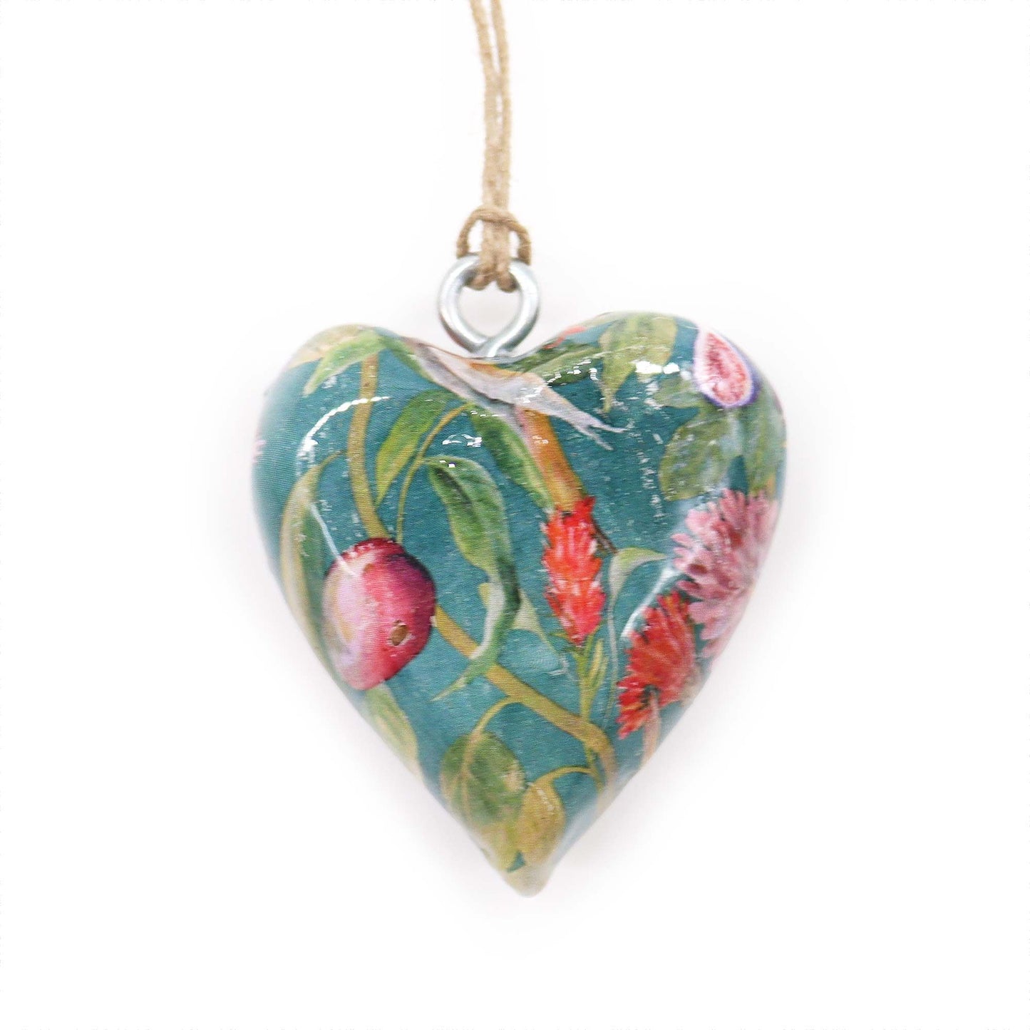 Corazón decorativo de cerámica verde con flores coloridas, colgante en cuerda natural, estilo artesanal.