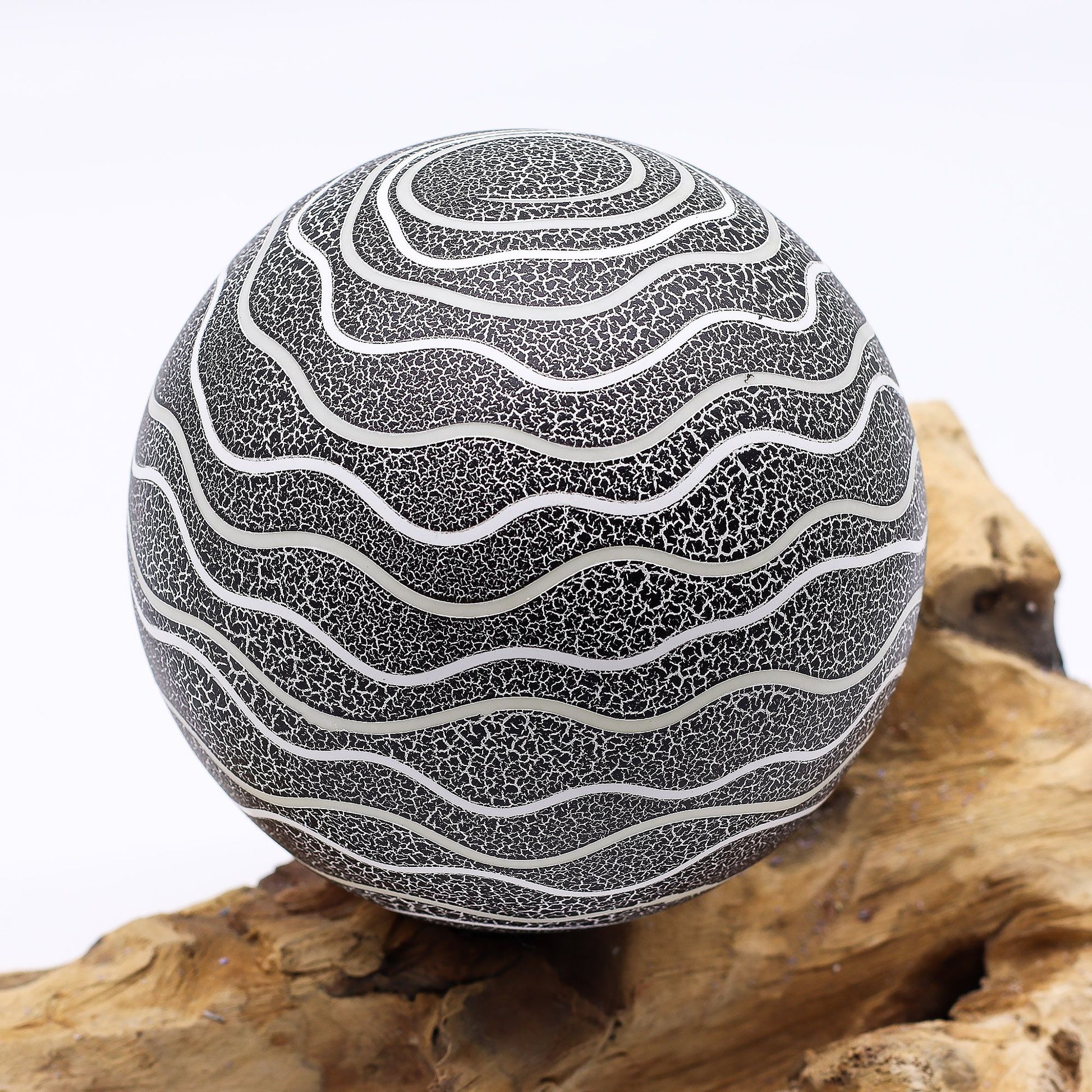 Lámpara de Mesa con Pantalla Esférica - A Rayas