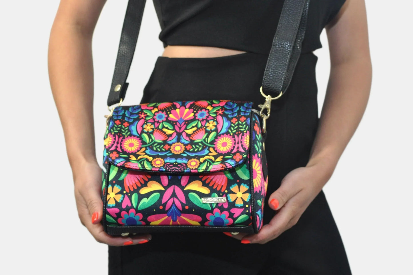 Bolso bandolera pequeño Mini Baúl Flores Étnicas Colorido | CHULA Tulum