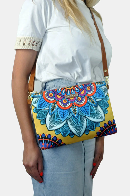 Bolso de Mano y Bandolera Pequeño Clutch Mándala Amarilla | CHULA Tulum