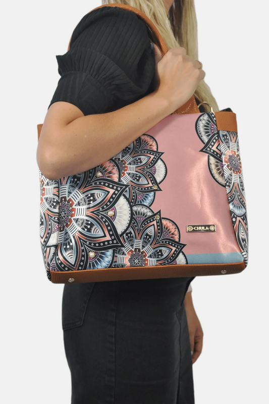 Bolso de hombro y bandolera grande de mujer Angie Mándala rosa | CHULA Tulum