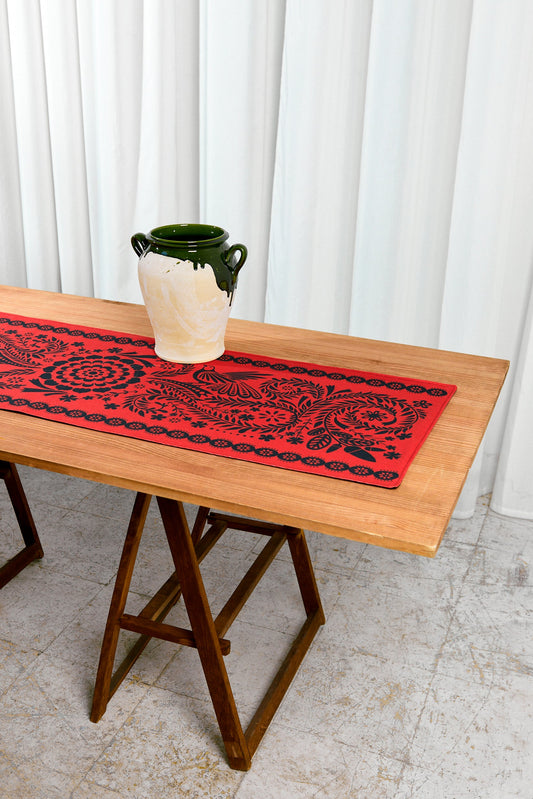 Camino de mesa folklore negro