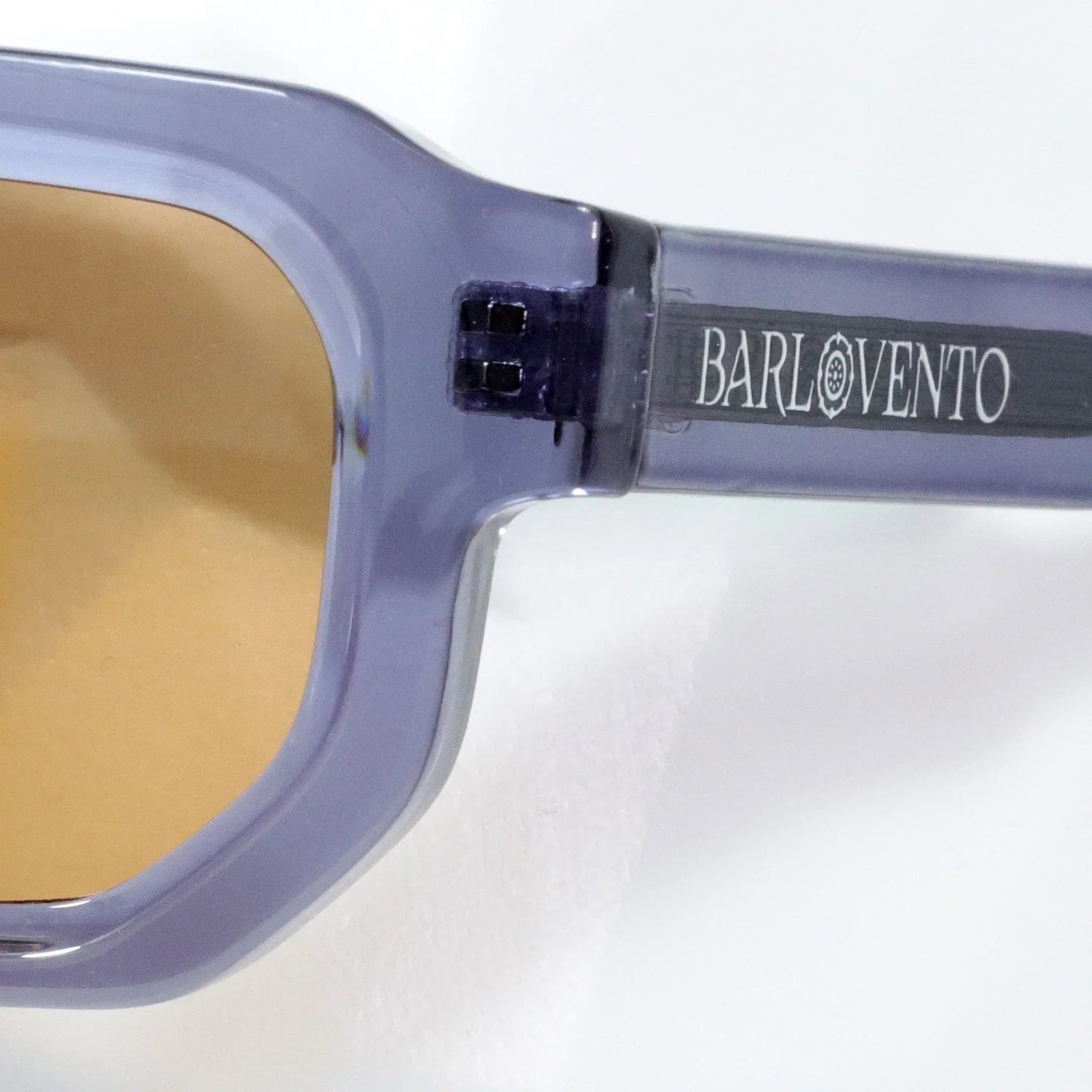 Carabassí · llamativas gafas de sol azules con lentes marrones