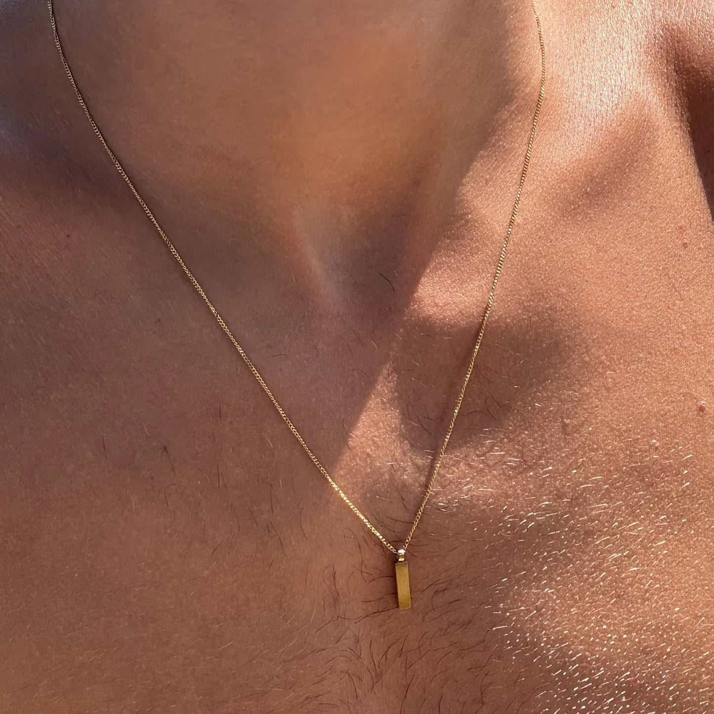 Collar Alnitak · Collares con colgante para hombre de acero inoxidable enchapado en oro de 18 k