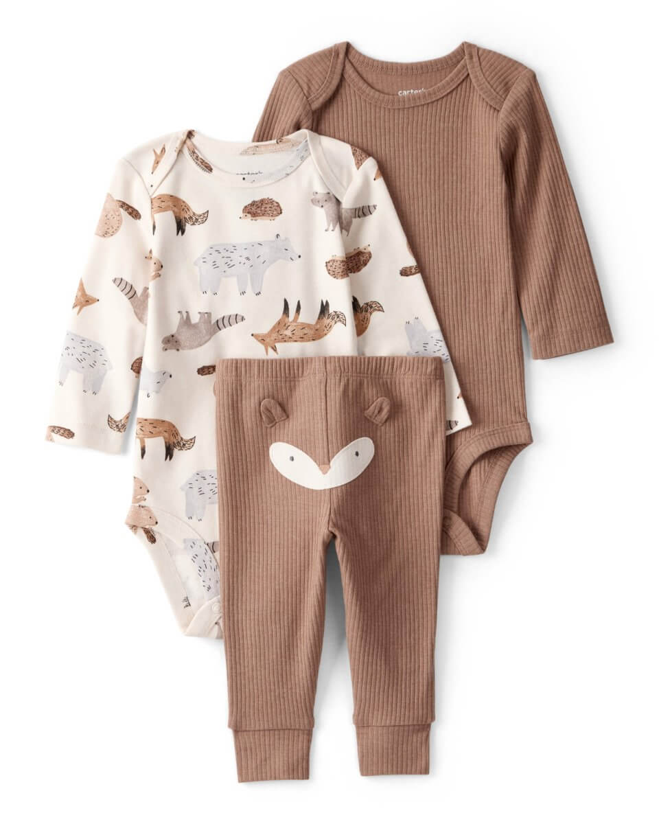 Conjunto dos piezas marrón con dos bodys y pantalón