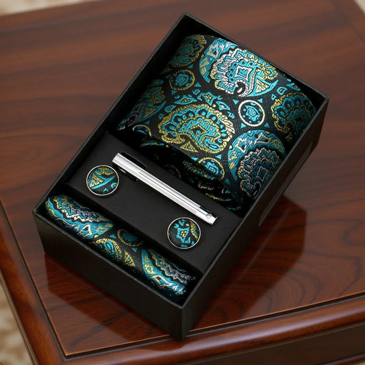 Courchevel · conjunto de corbata con estampado paisley verde, pañuelo, gemelos y pasador