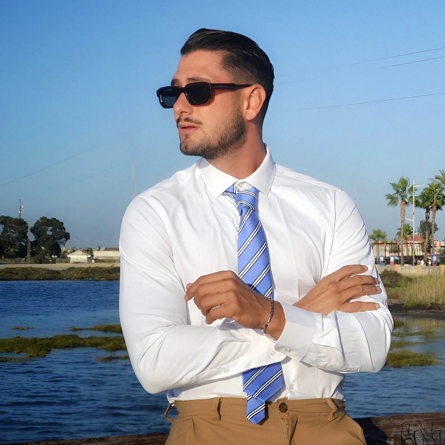 Famara · gafas de sol rojo sangre y lentes verdes UV400