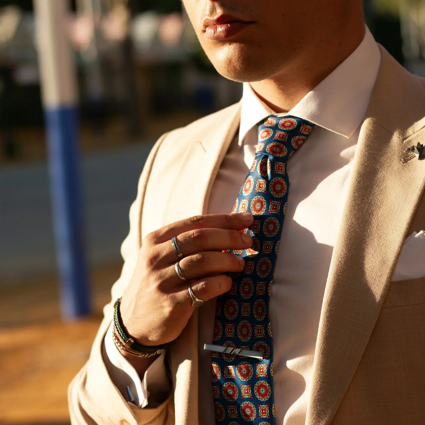 Furore · Corbata estilo italiano azul, roja y amarilla