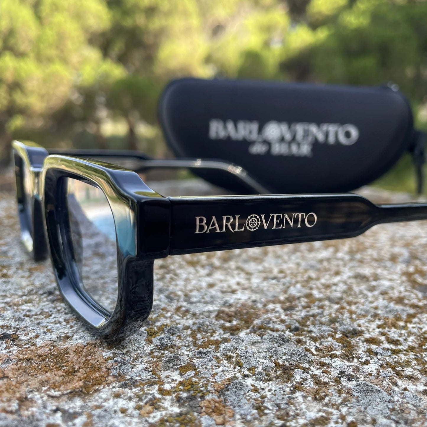 Genovenses · gafas de sol negras llamativas con lentes azul