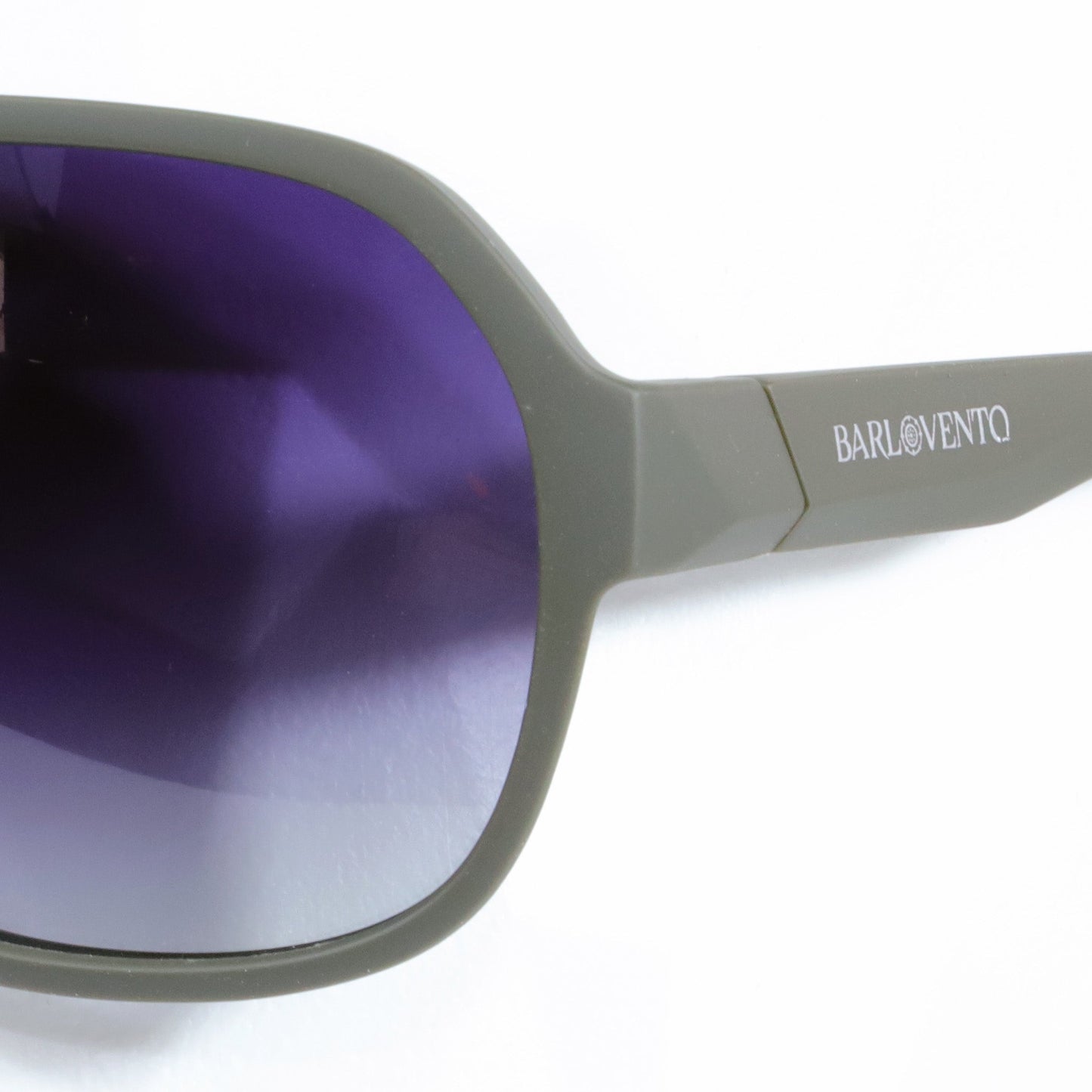 Itzurun · gafas de sol de goma verde con lentes UV400 en degradado gris