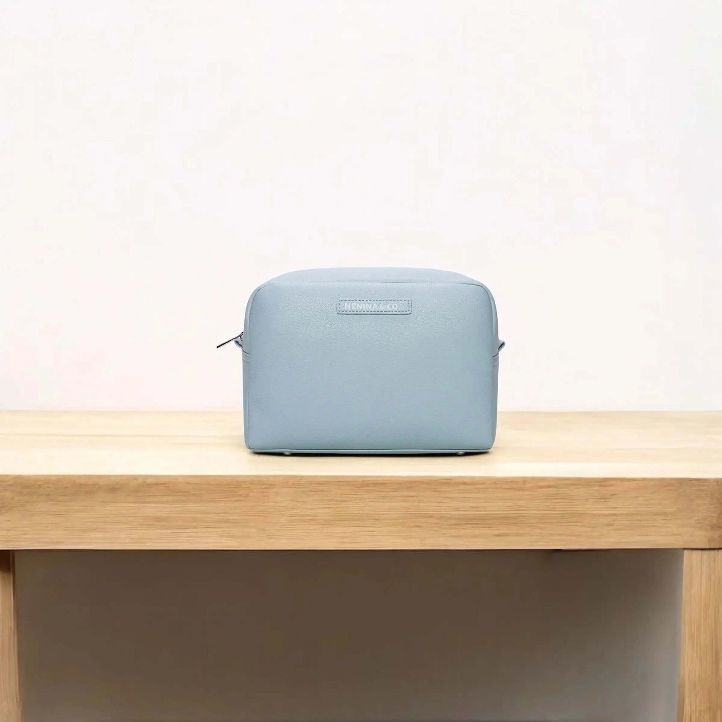 kit Esencial neceser Dusty Blue + chupete clásico + mordedor Nenina & Co