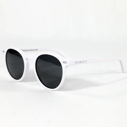 Macarella · gafas de sol redondas blancas con lentes grises