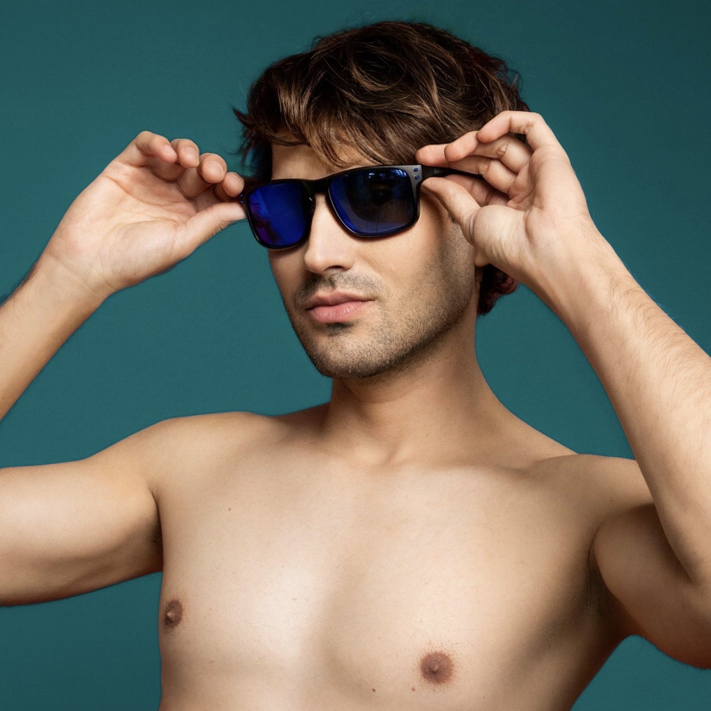 Montijo · gafas de sol negras con lentes azules reflectantes