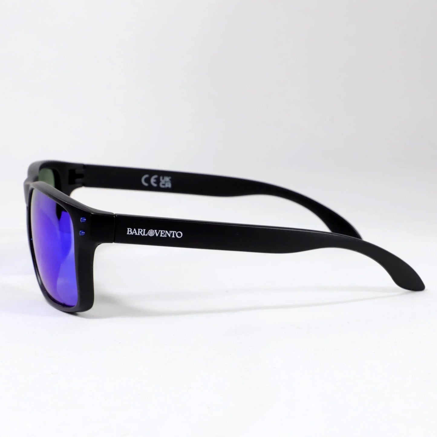 Montijo · gafas de sol negras con lentes azules reflectantes