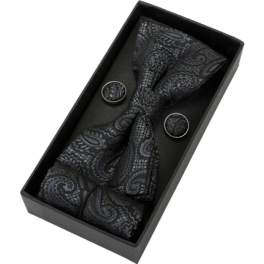 Pasadena · conjunto de pajarita con estampado paisley negro