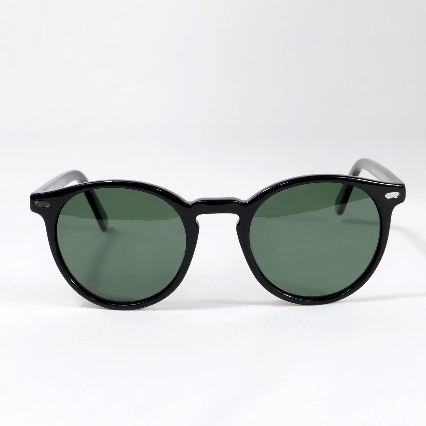 Peñarronda · gafas de sol negras con lentes polarizadas verdes