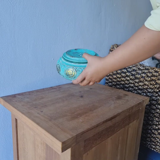 Tarro de madera turquesa