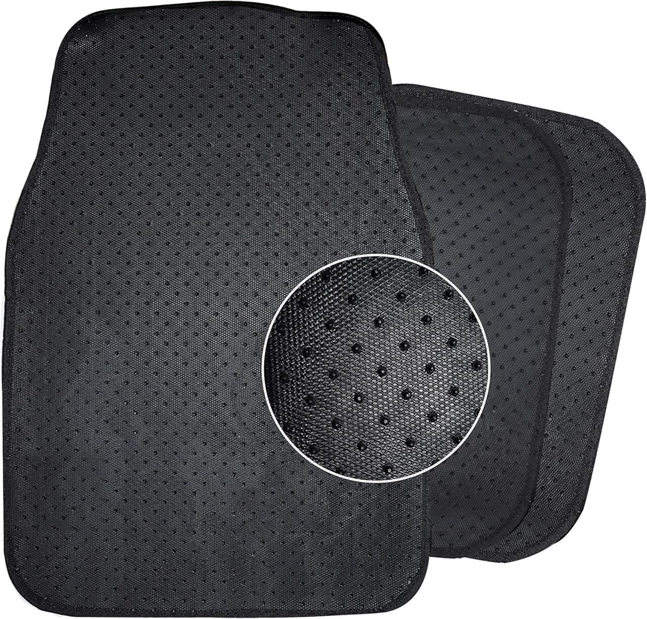 Alfombrillas coche universales de goma negra, ideales para proteger el interior del vehículo.