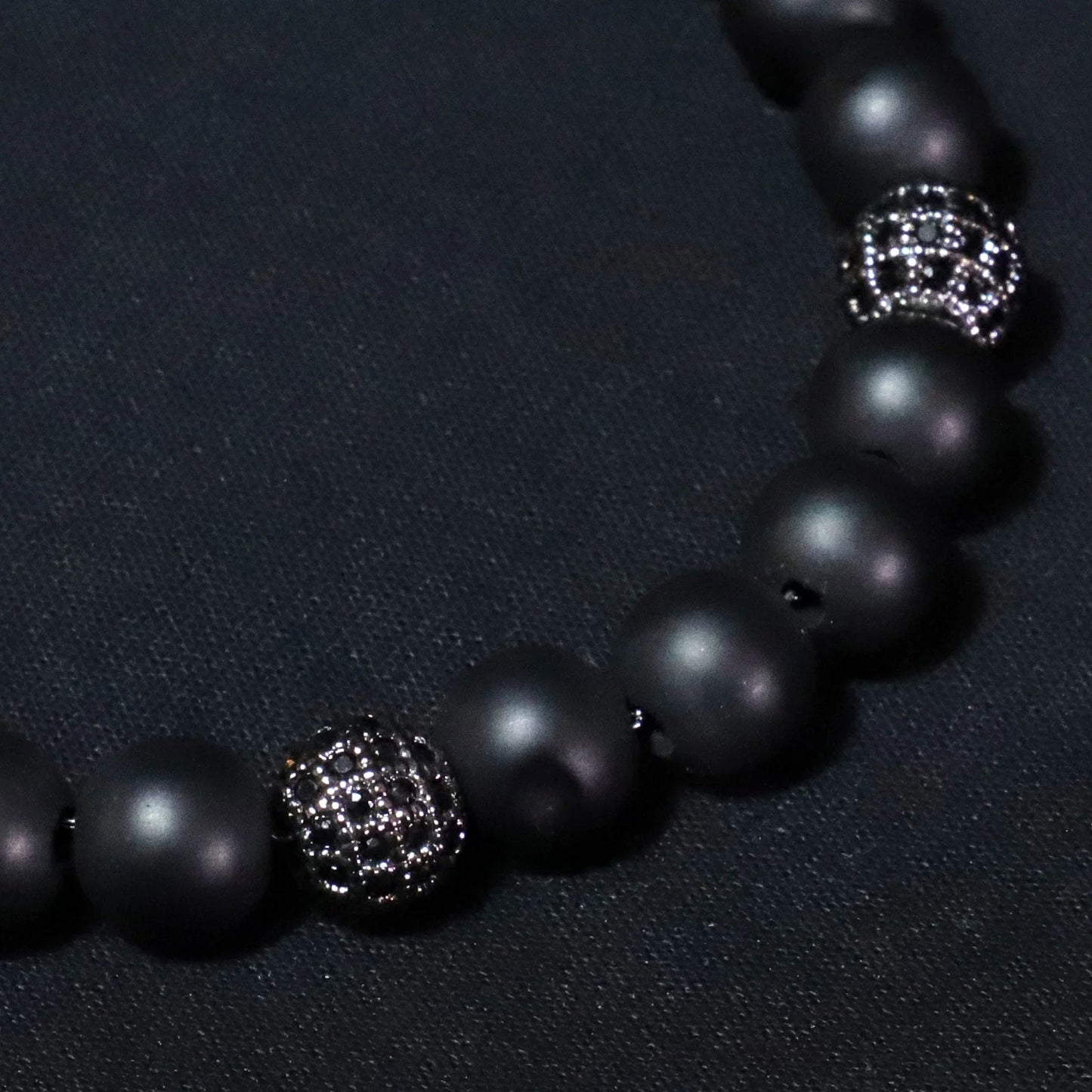 Pulsera Andro  · Pulsera de acero inoxidable y cobre con cuentas