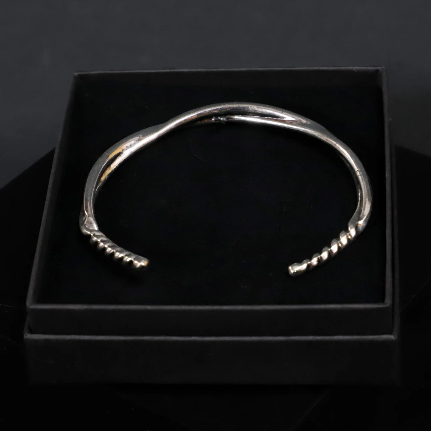 Pulsera Spica · Brazalete de aleación abierto