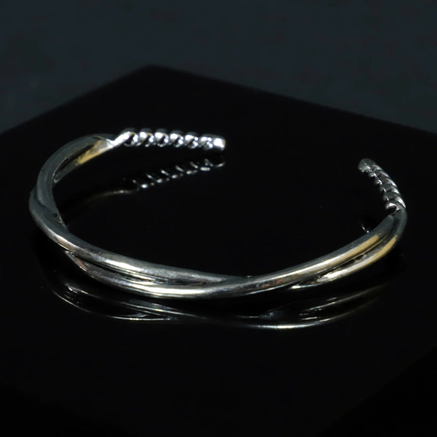Pulsera Spica · Brazalete de aleación abierto