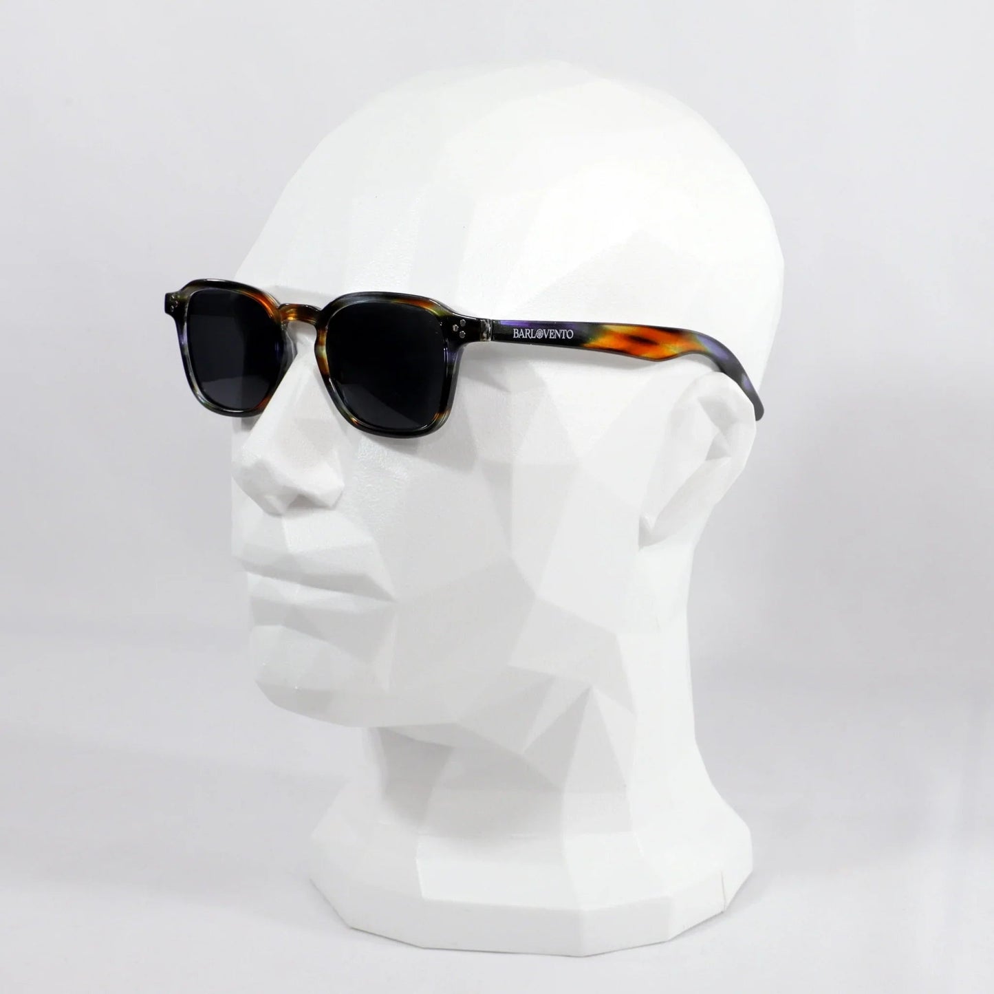 Savinosa · gafas de sol redondas marrones y cristalinas