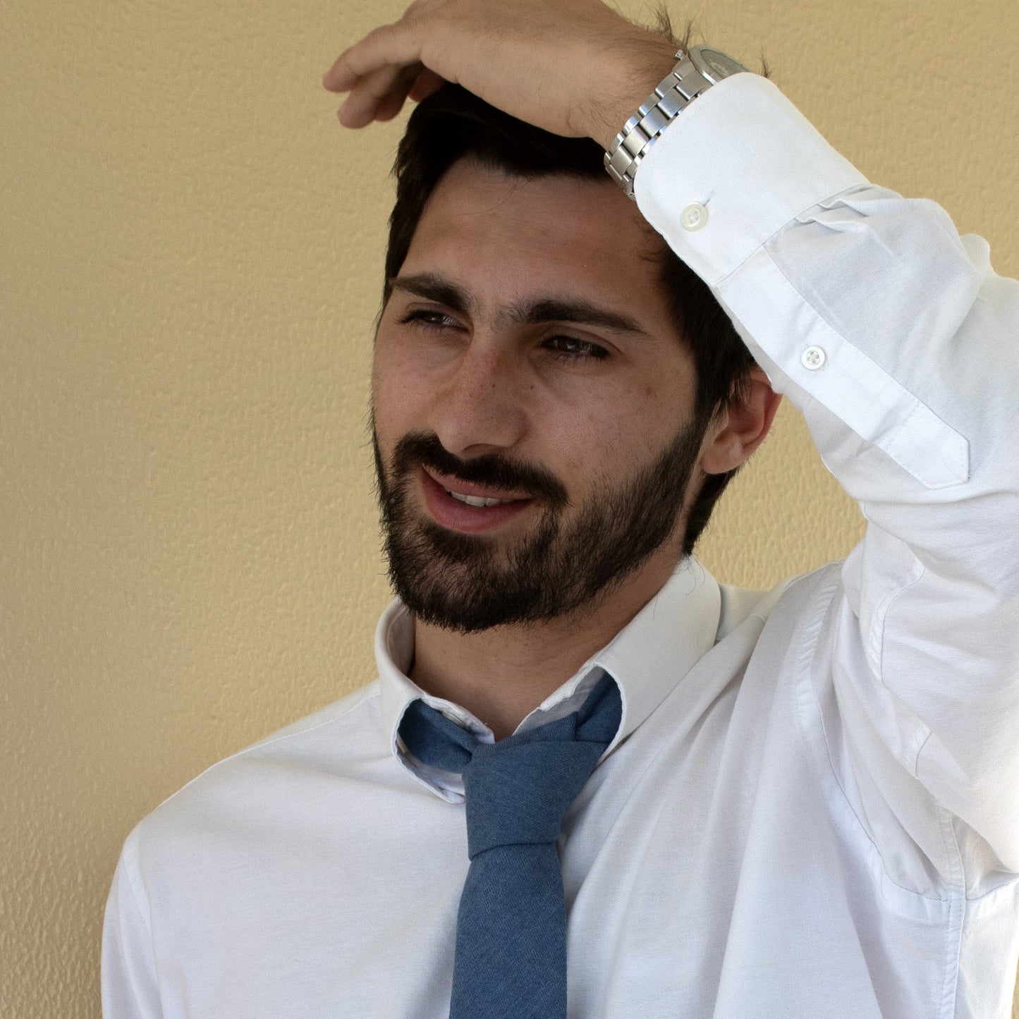 Sonora · corbata azul suave