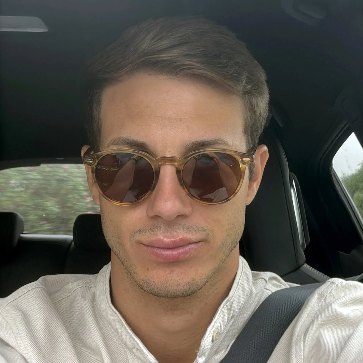 Torimbia · gafas de sol redondas de color naranja cristal con lentes marrones