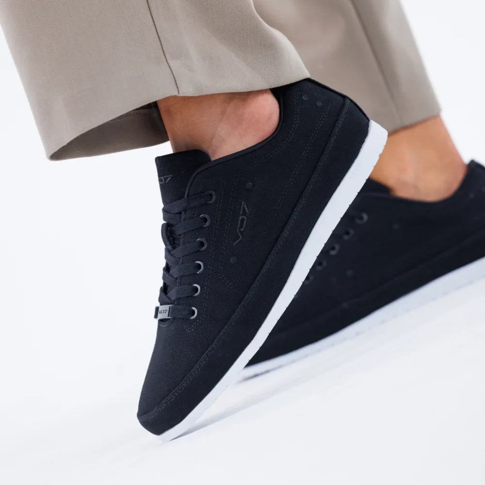 YACHT BLACK BK