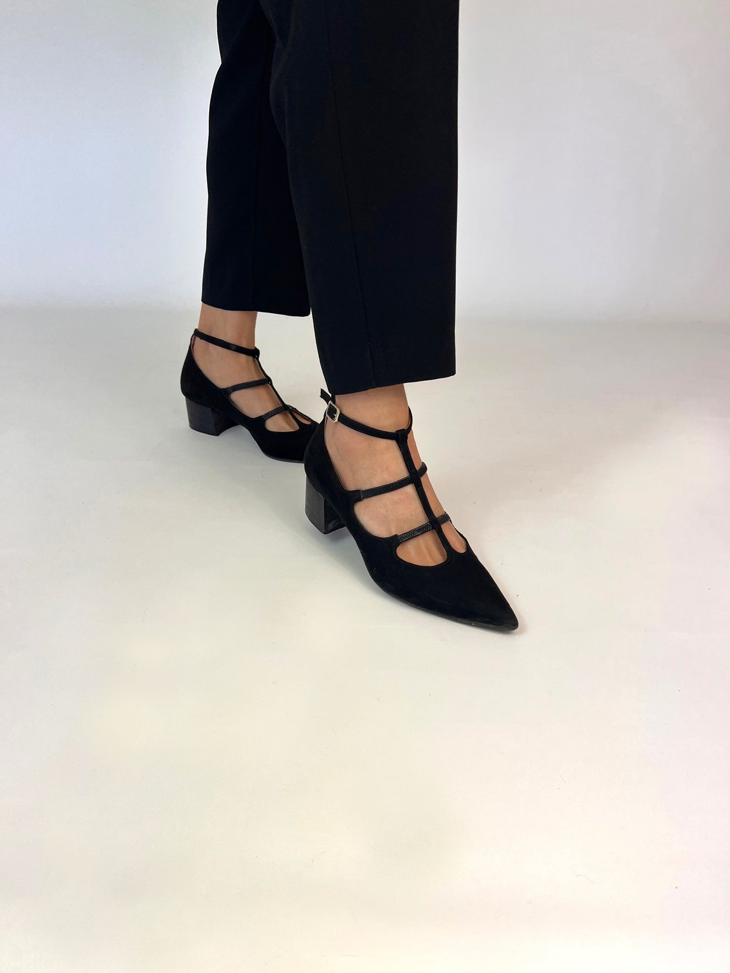 Tacón midi Wednesday Negro
