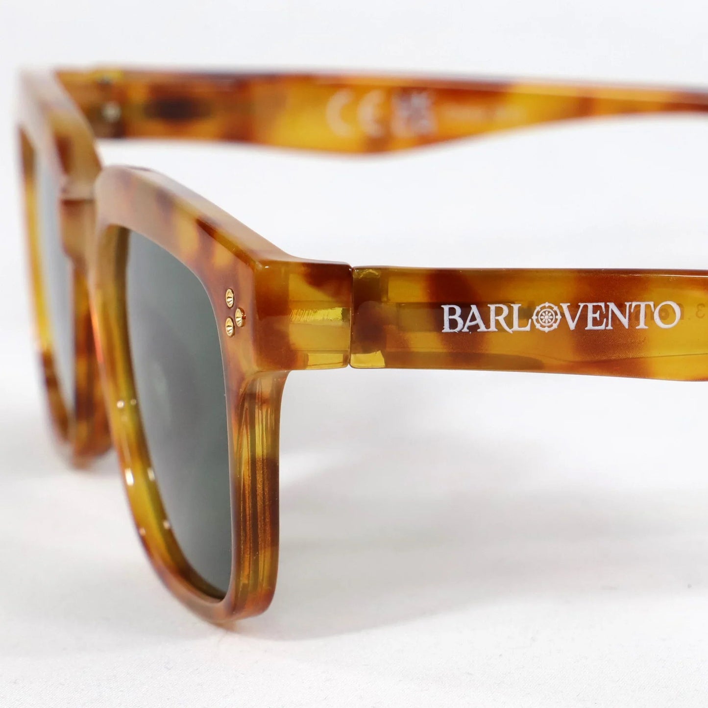 Zarautz · gafas de sol de carey con lentes verdes